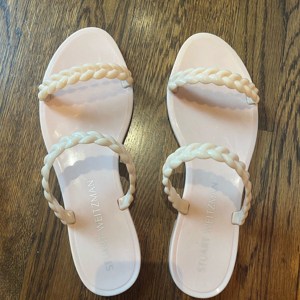 Summer nude sandals